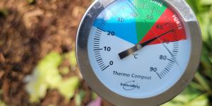 thermométre dans composteur