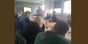 Salle de formation avec les stagiaires.