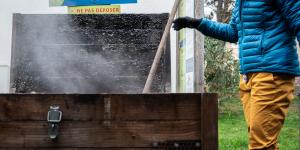 image de formation compost qui fume et site signalétique formatrice