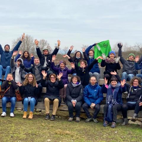 Photo de groupe accueillant