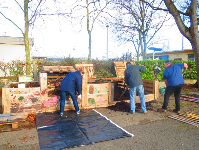 Mettre en oeuvre un projet de compostage autonome en établissement