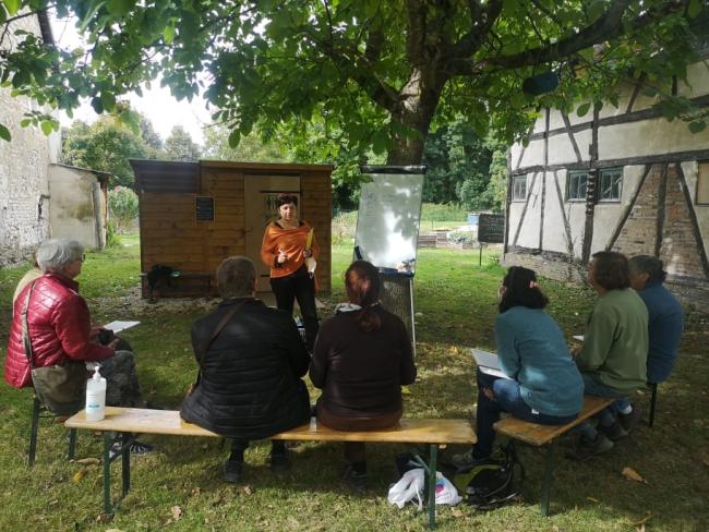 Formation toilettes sèches à La maison des alternatives