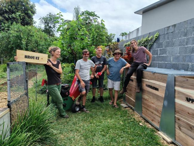 Installation d'un compost collectif au Tampon